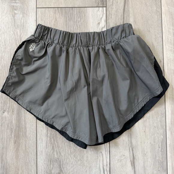 Free People FP Movement Run for It shorts size small Elastic waist - Picture 4 of 7